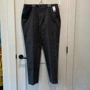 Men’s Dockers Quality Comfort Slacks. ‎ Flat Front. Gray color.
